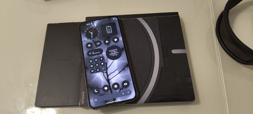 Nothing phone 8/256гб