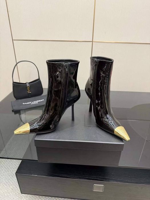 YSL В наличност 40