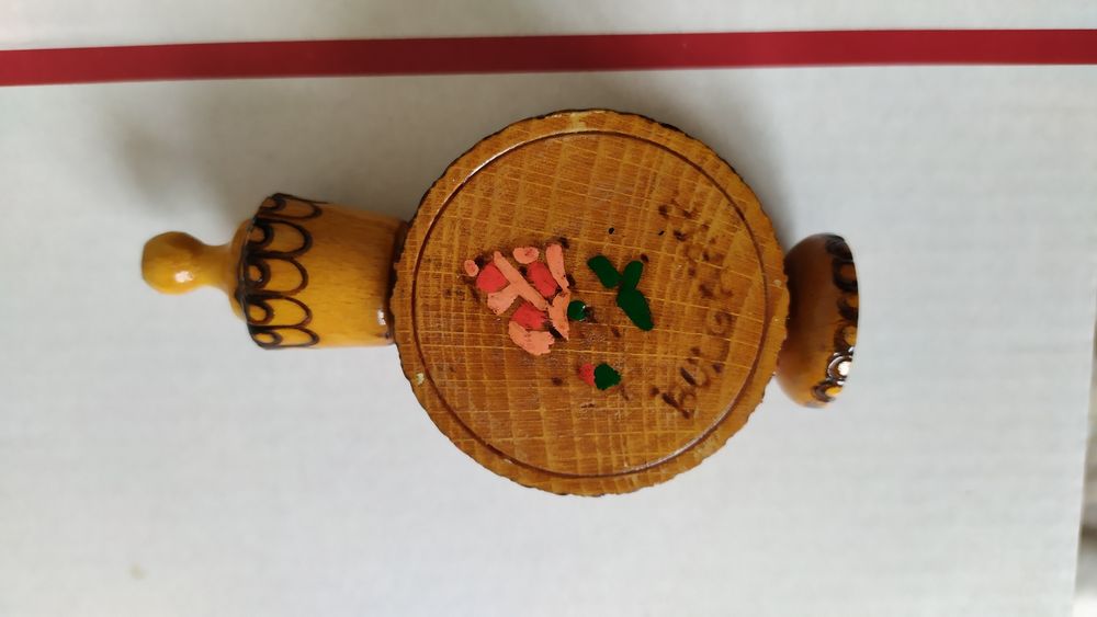 Битови неща, вази, свещник, солнички