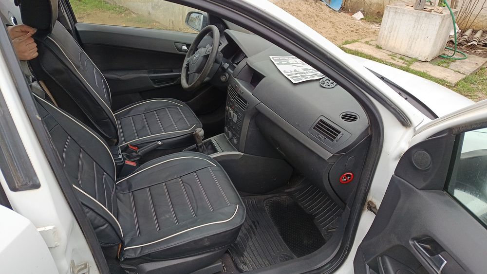 Vând sau schimb Opel Astra h 17