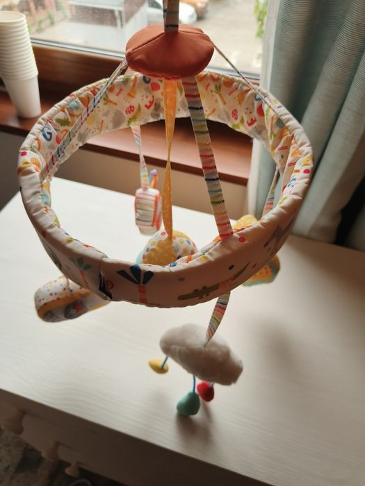 Carusel pat bebeluși