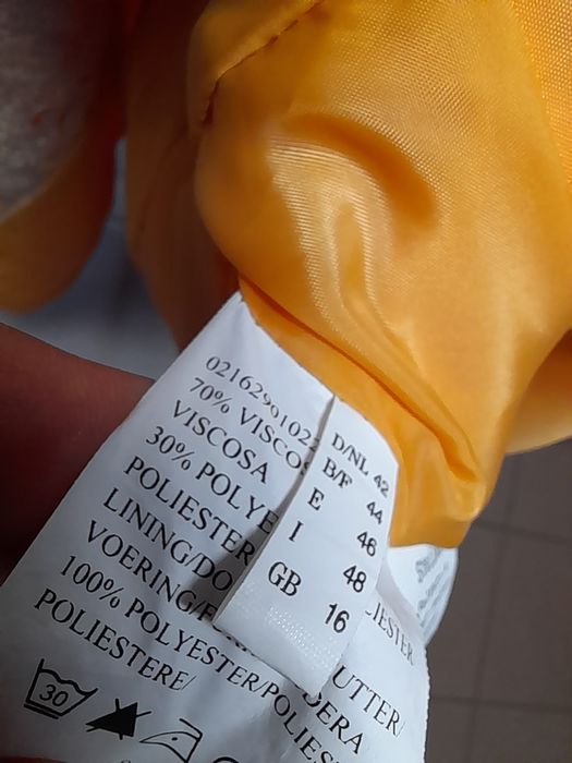 Pardesiu satin Steilmann