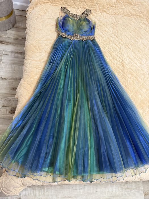 Rochie deosebita pt eveniment
