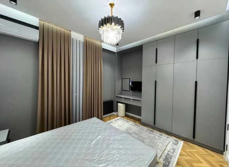 Метро Ойбек. Гостиница Гранд Мир Сдаётся 3х комнат кв