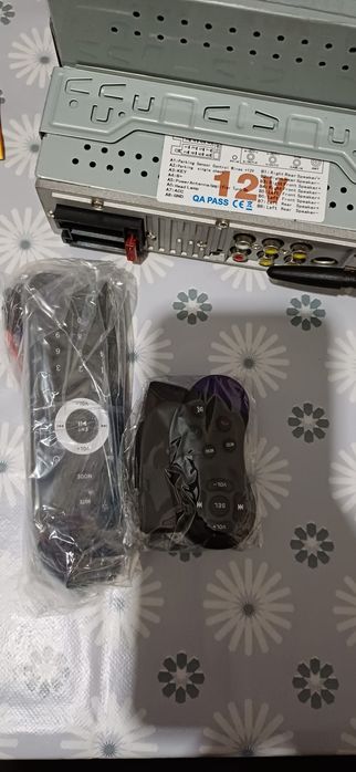 Display si camera mansalier