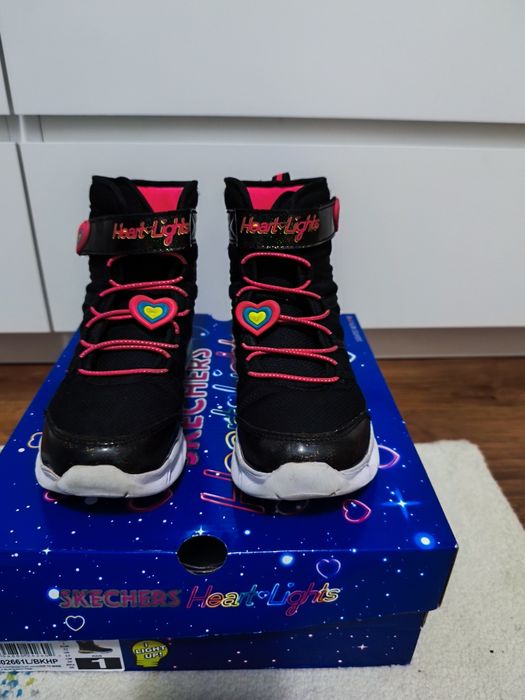 Ghete Skechers, Nr.32