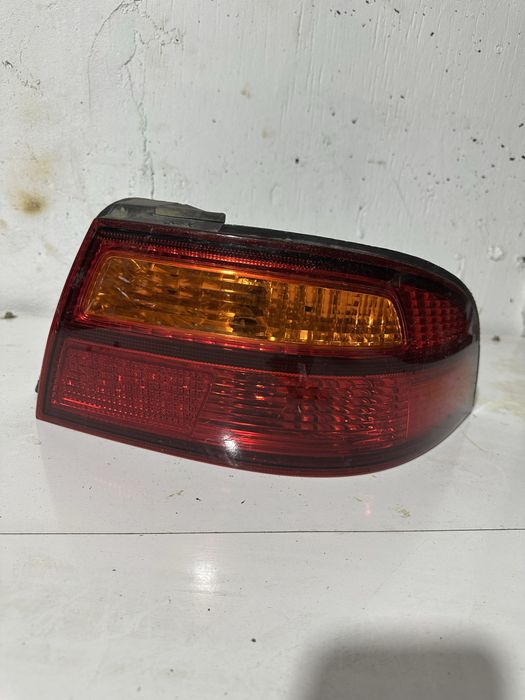 Задний правый фонар Toyota Avalon