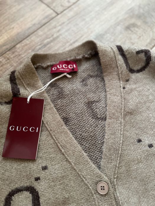 Дамска жилетка нова