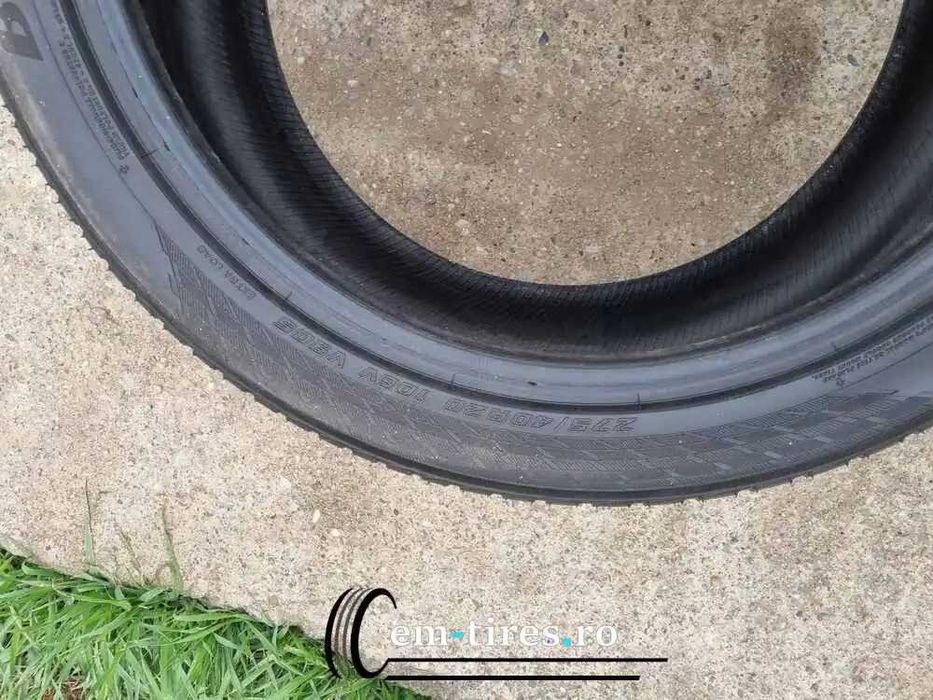 SET 2 Anvelope Iarna 275/40 R20 YOKOHAMA Blue Earth Winter V905 106V