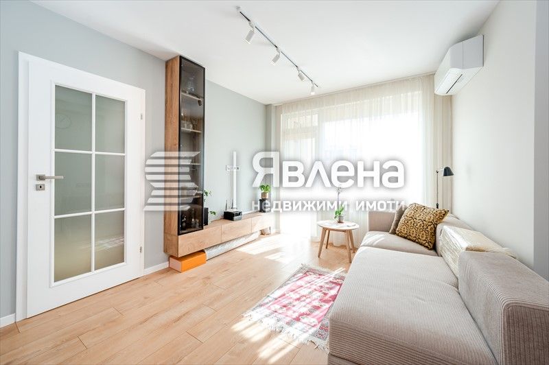 Продава се Двустаен апартамент в София, Кръстова вада - 62 кв.м за 3549 €/кв.м - Снимка #4