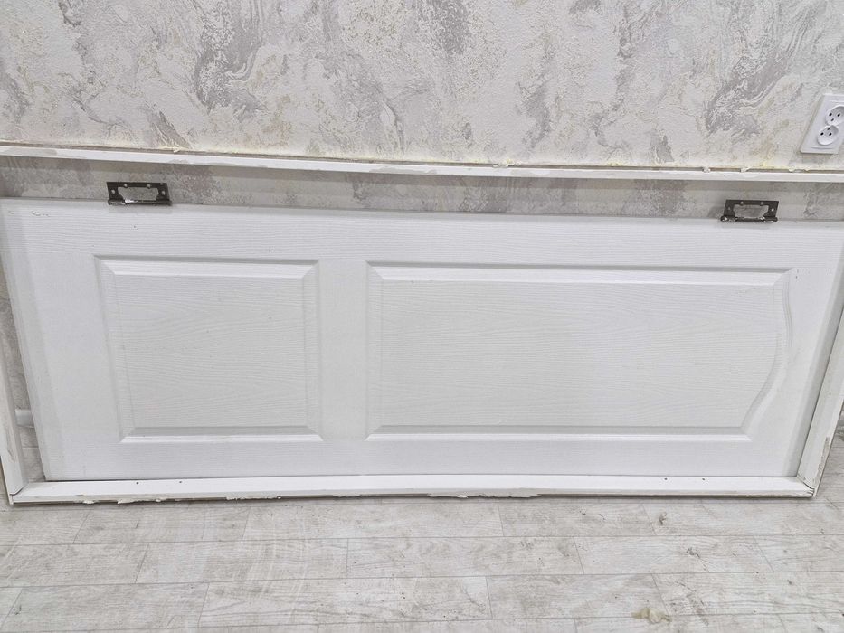 Продам двери в хорошем состоянии