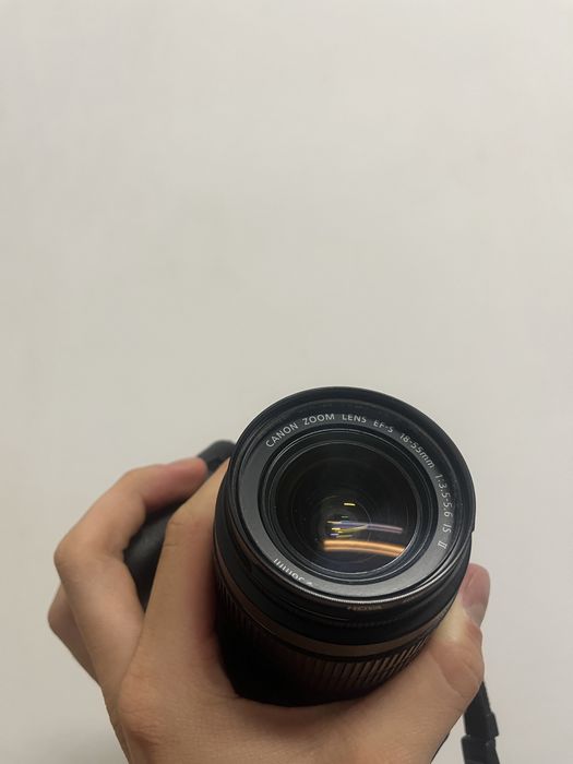 Canon EOS 600D с обектив EFS 18-55mm