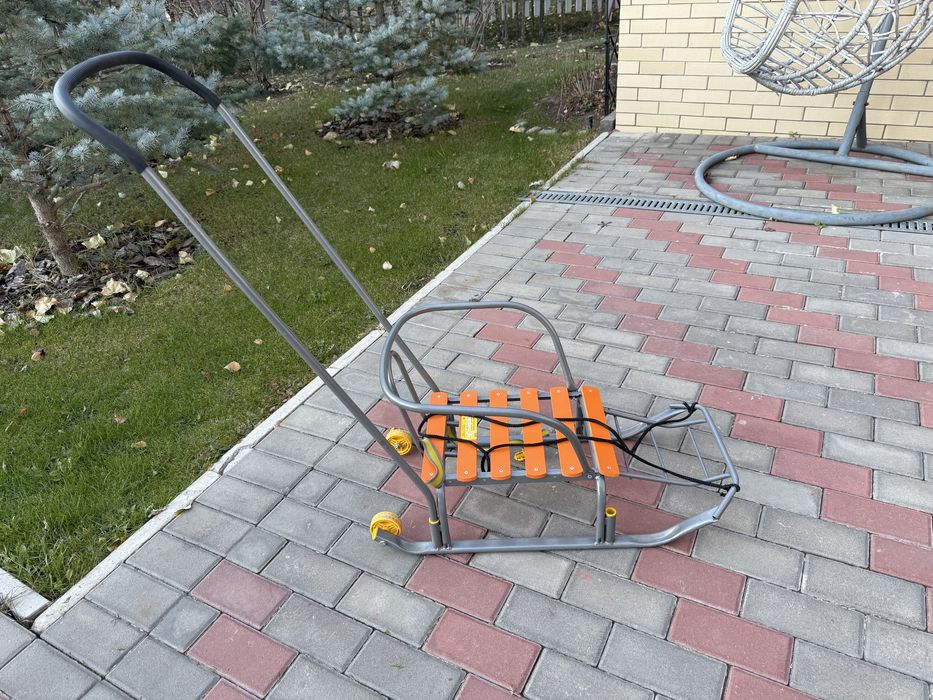Продам санки детские