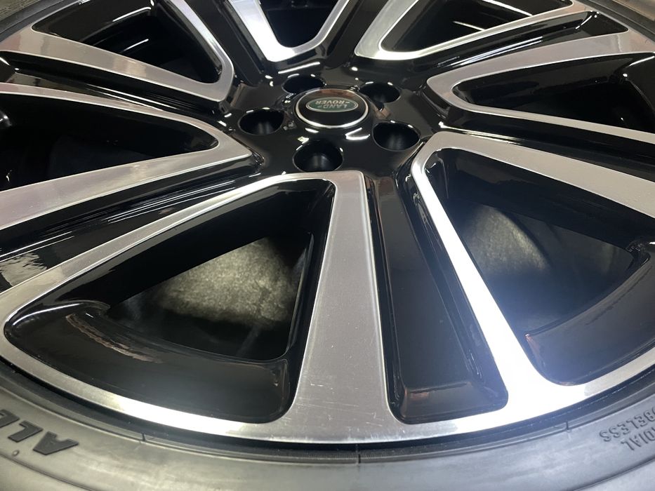 Jante Originale Range Rover Vogue si Sport pe 22 cu anv. All Season !