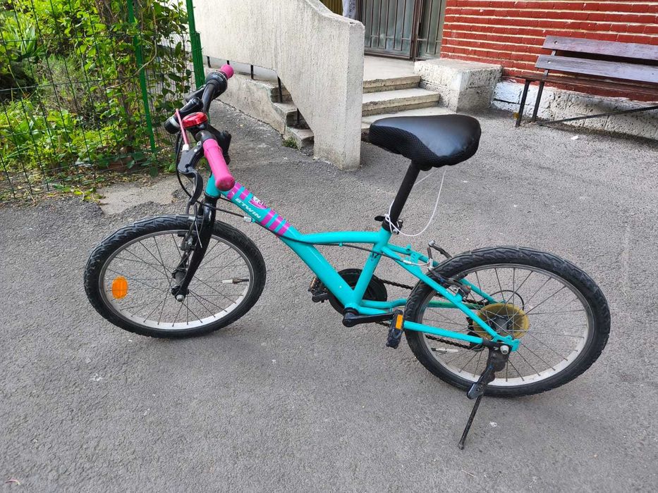 VÂNDUTĂ!Vand bicicleta fete stare f buna