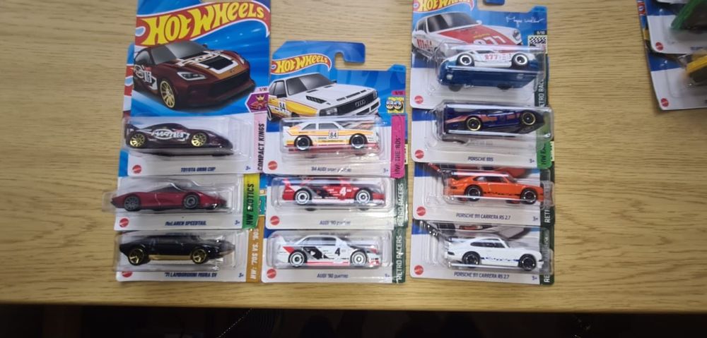 Hotwheels машинки разные