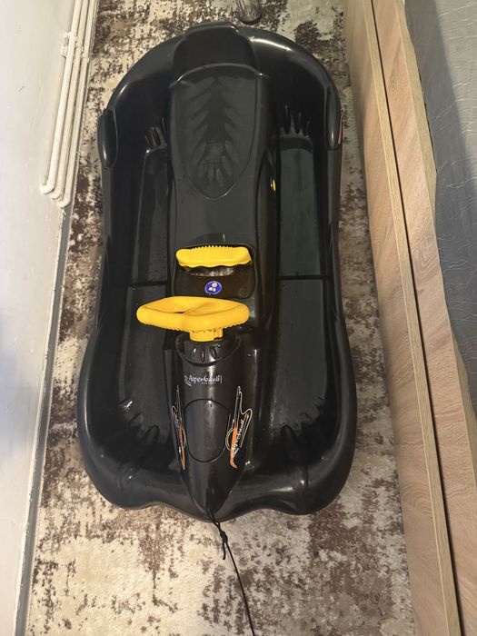 Sanie/Bob cu Volan si Frane metalice