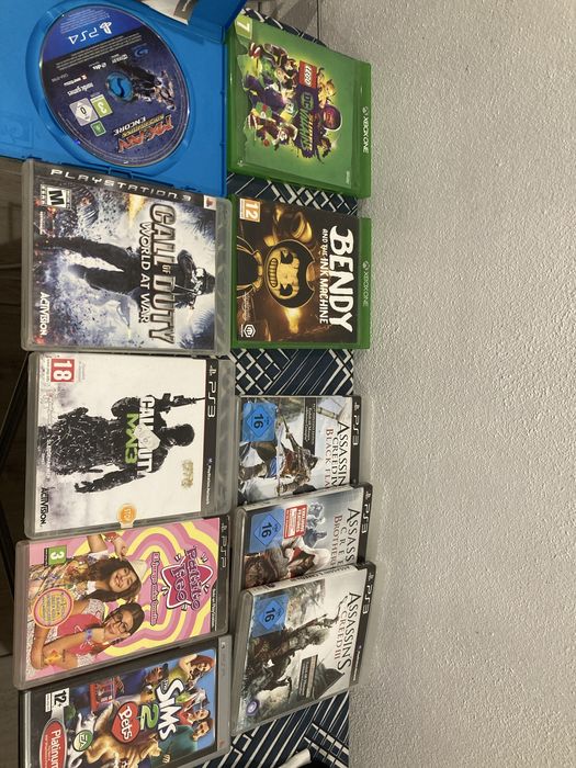 Figurine jocuri console ps3 / xbox / roblox / guitar hero ds