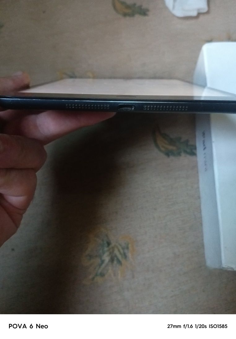 Продам iPad планшет