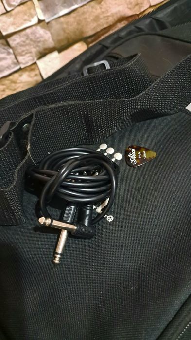 Электрогитара Cort G100