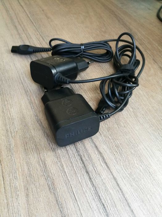 PHILIPS HQ8505 Incarcator 15V-5.4W    Adaptor Perfect fuctional