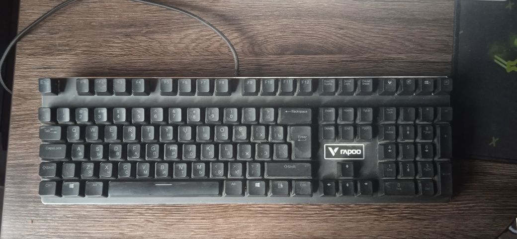 Продаю новую клавиатуру Rapoo V700RGB