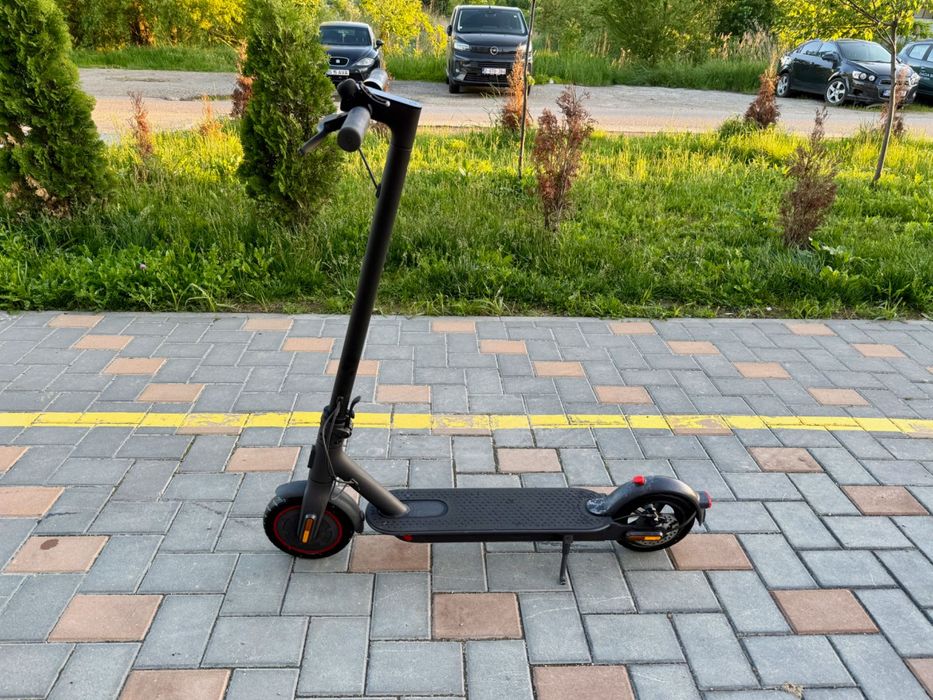Xiaomi Mi Electric Scooter Pro 2 - trotineta electrica - 300 W - 45 km