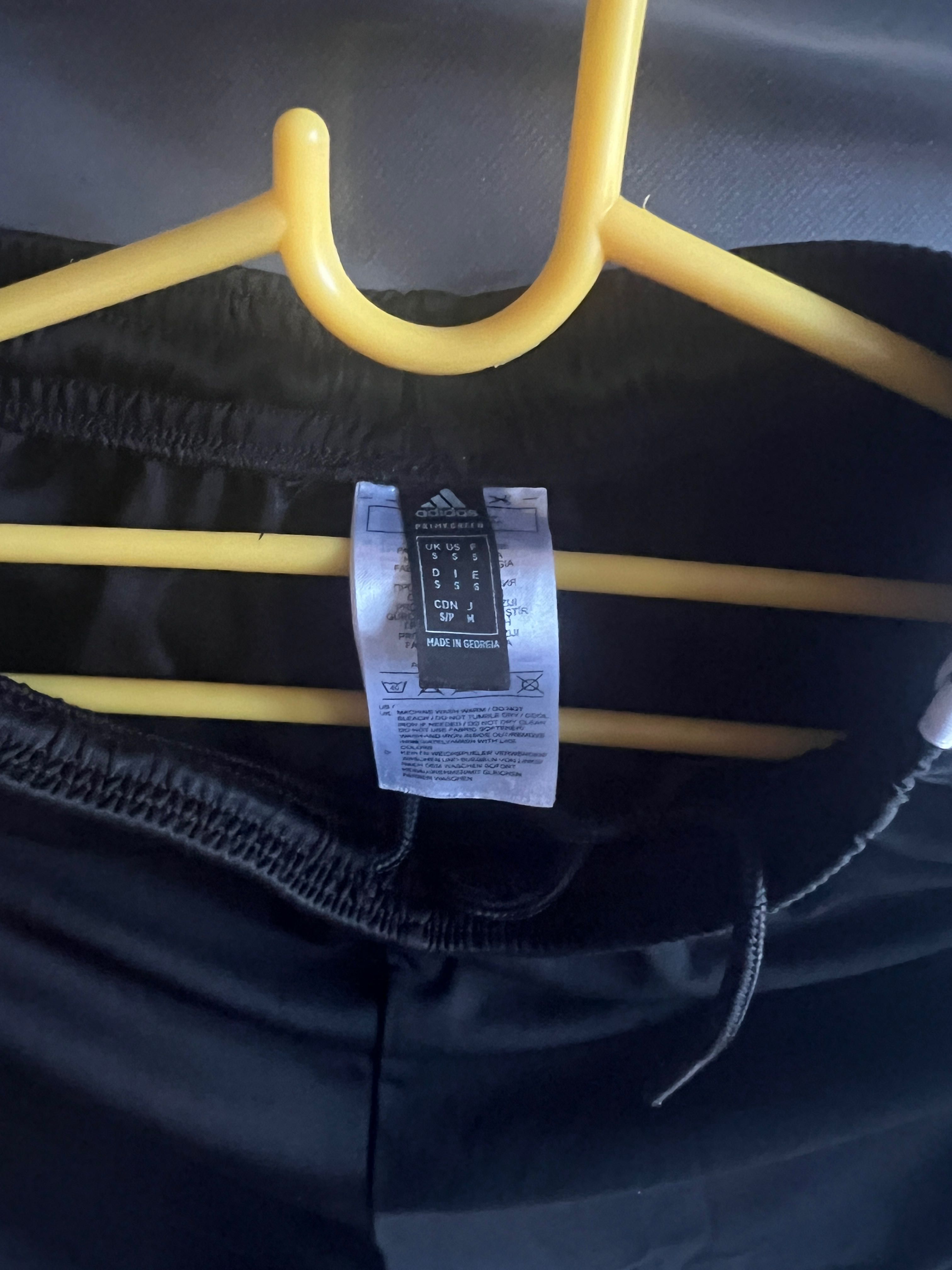 Adidas екип тениска,къси панталони,и дълги панталони