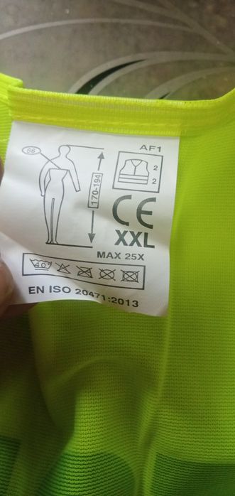 Продам спец одежду