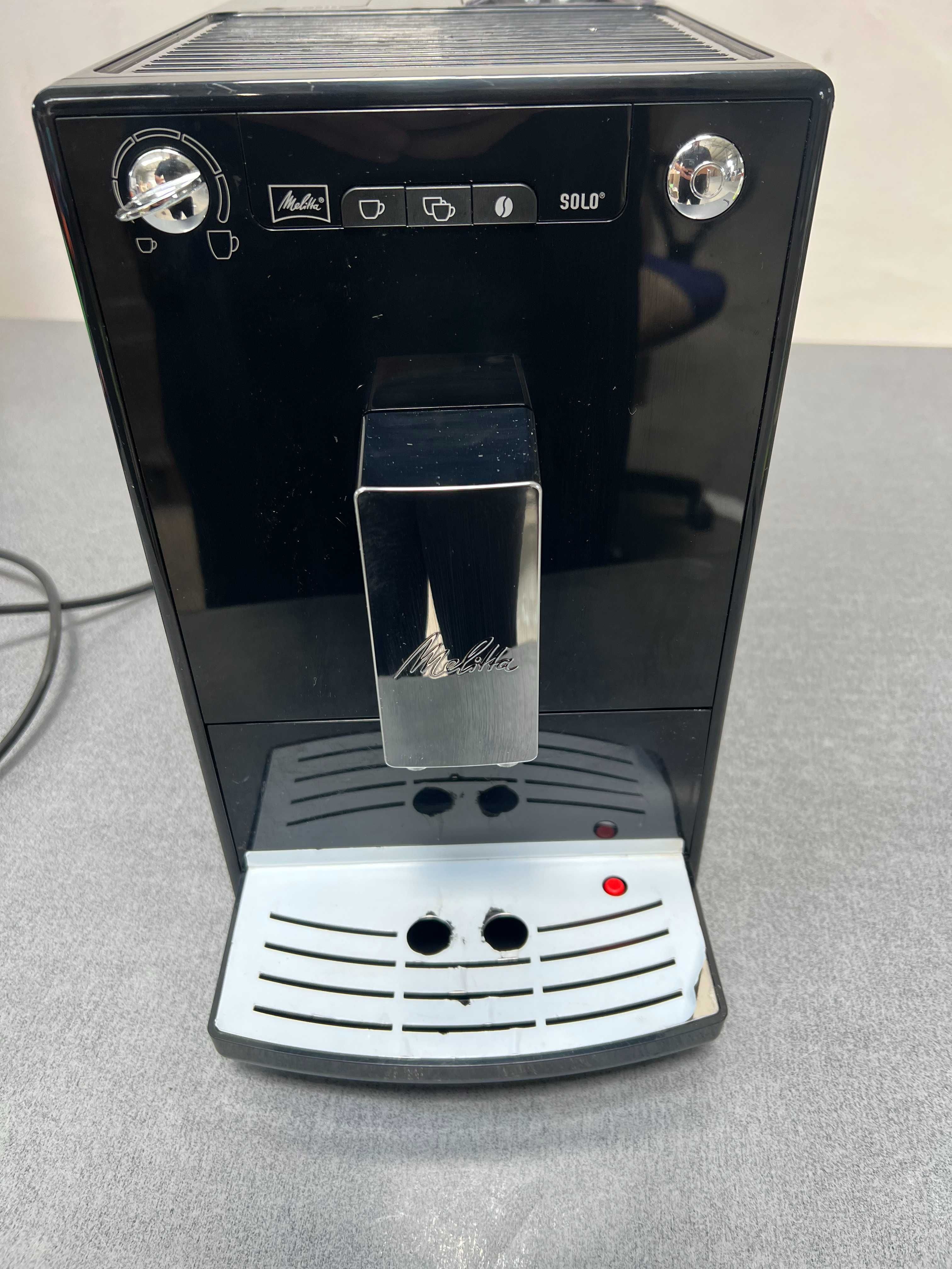 Кафеавтомат Melitta Caffeo Solo E950-201 , 1400W