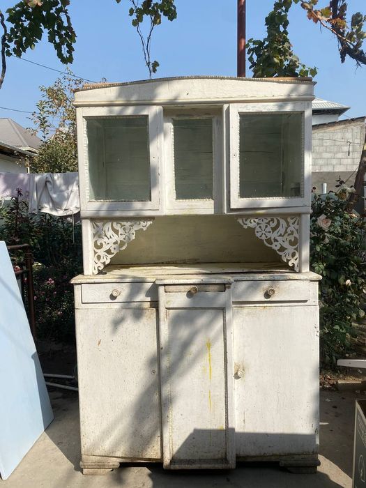 Диван ва жавон сотилади