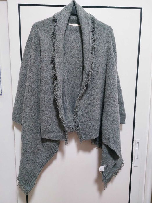 Cardigan cu franjuri