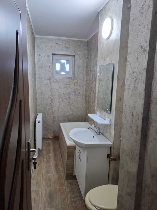 Apartament  2 camere Renovat  - zona Visoi, Campulung Muscel