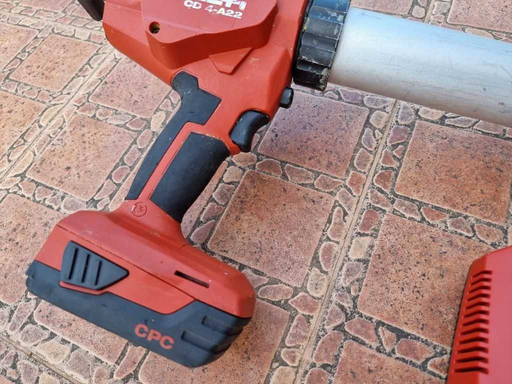 Hilti - CD 4-A22 безкабелен пистолет за силикон