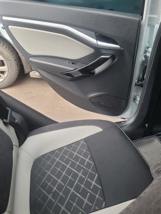 Продам почти новую