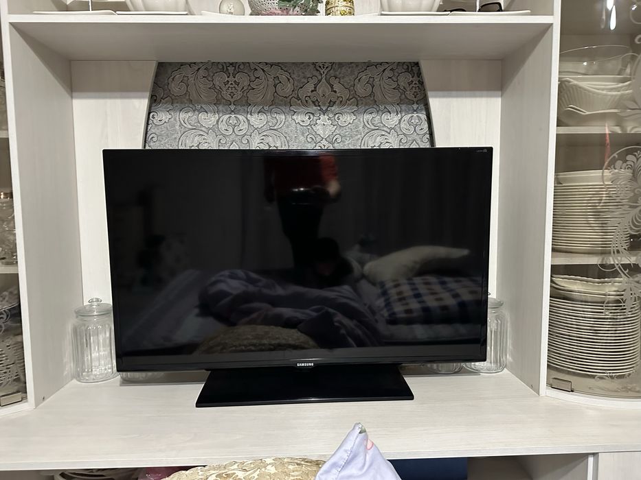 Продам телевизор самсунг