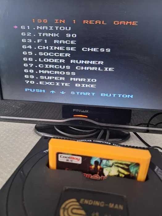198 jocuri caseta discheta galbena clasica cu jocuri pentru consola TV