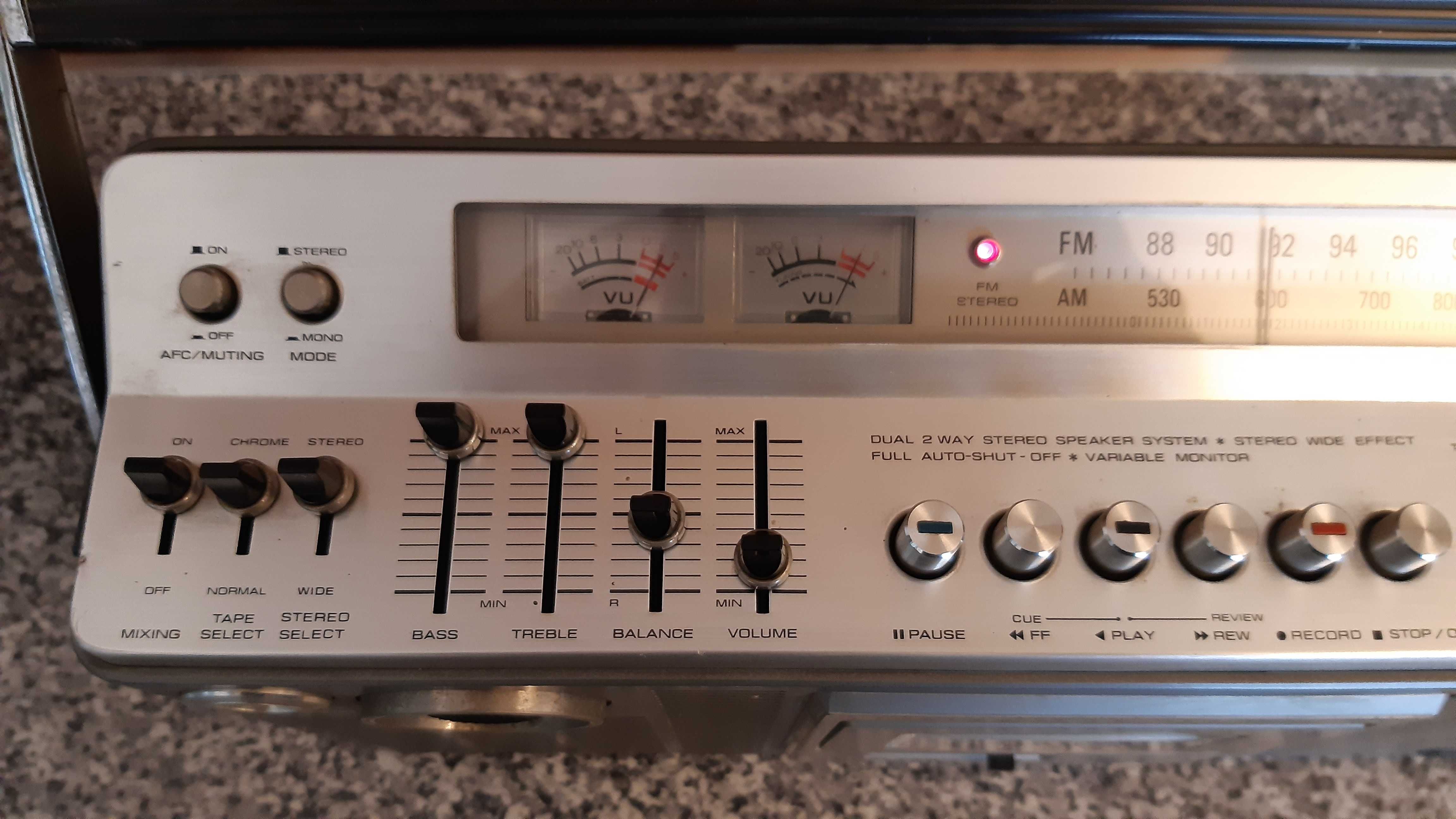 Radio casetofon Toshiba RT-8600 S vintage 1976