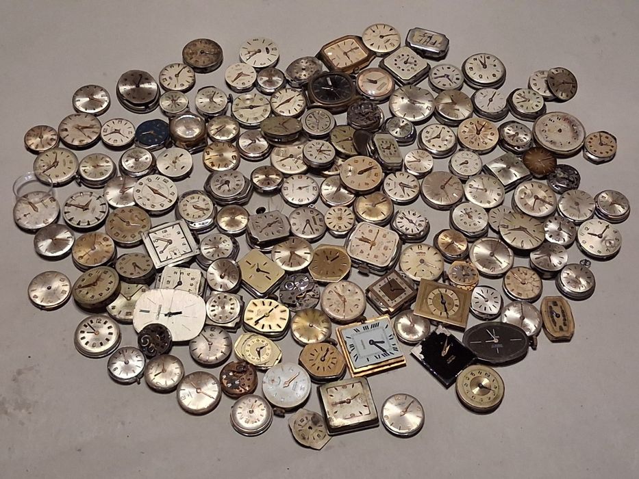 Lot de mecanisme de dama