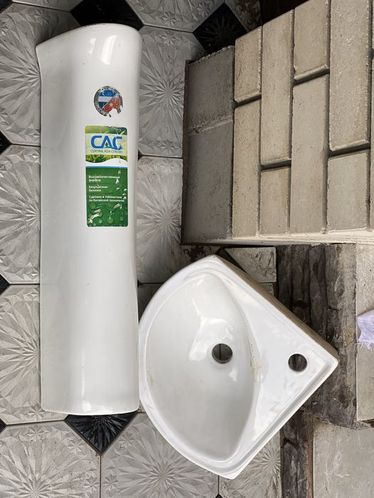 Умывальник новый