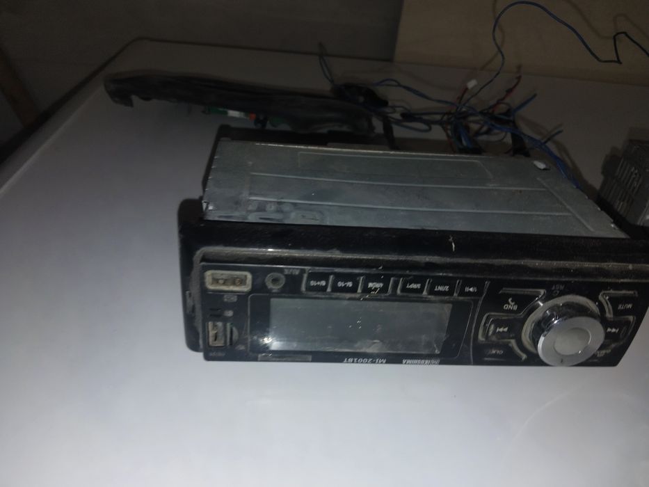 Авто колонки и магнитофон б/у
