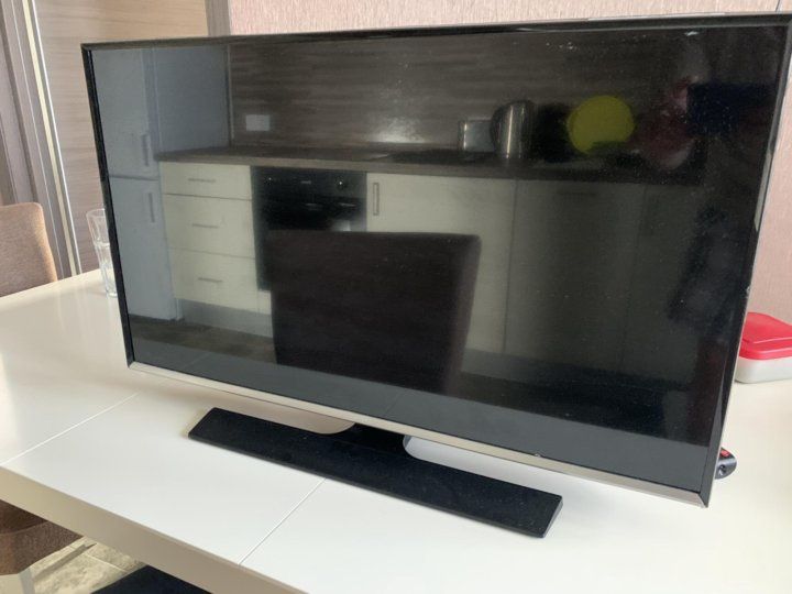 Продам телевизор samsung