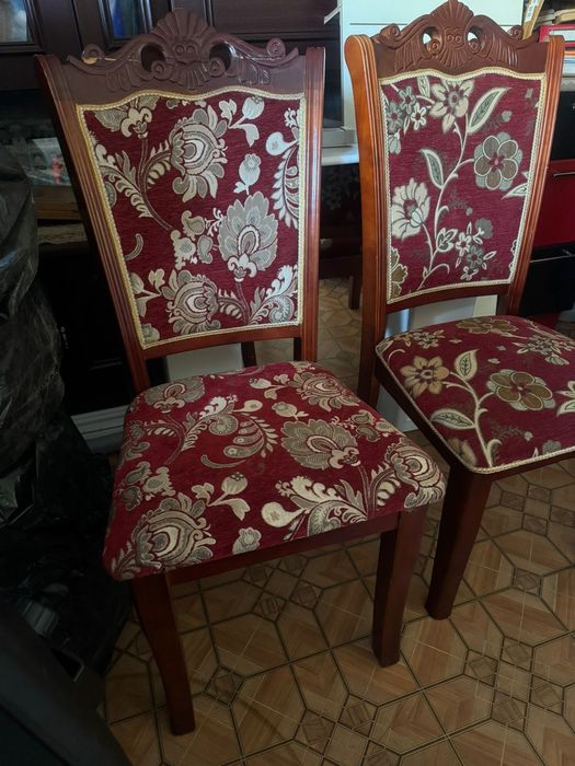 Продам стулья в хорошем состоянии