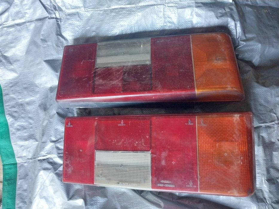 Продам задние  фары ваз2114