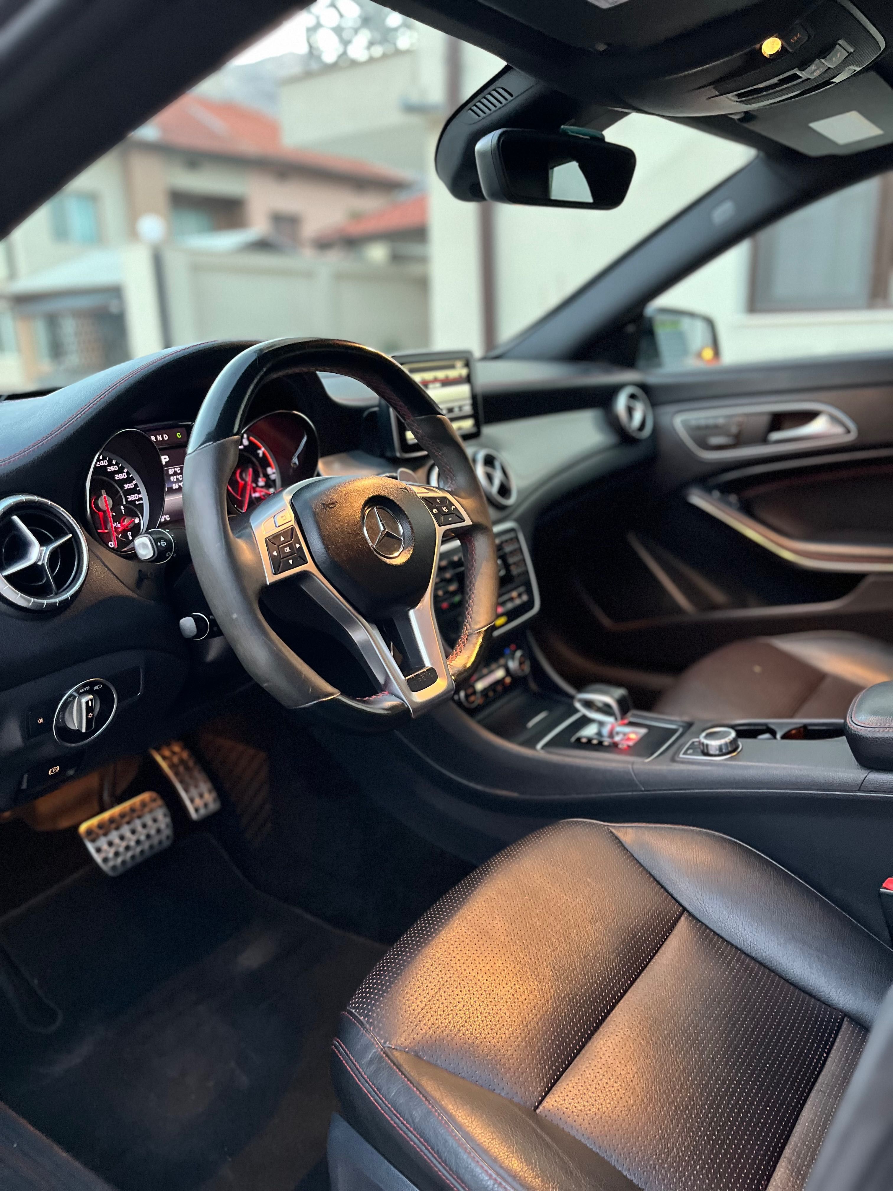 Mercedes CLA 45  AMG