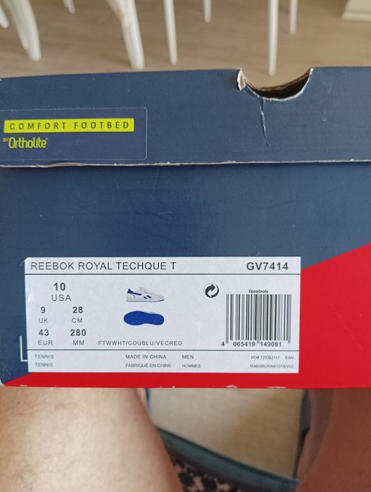 Продавам нови маратонки, Reebok.