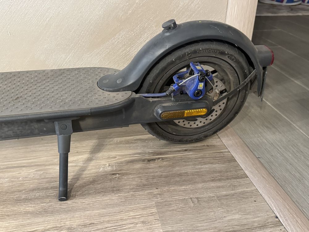 Xiaomi Mi Electric Scooter 3