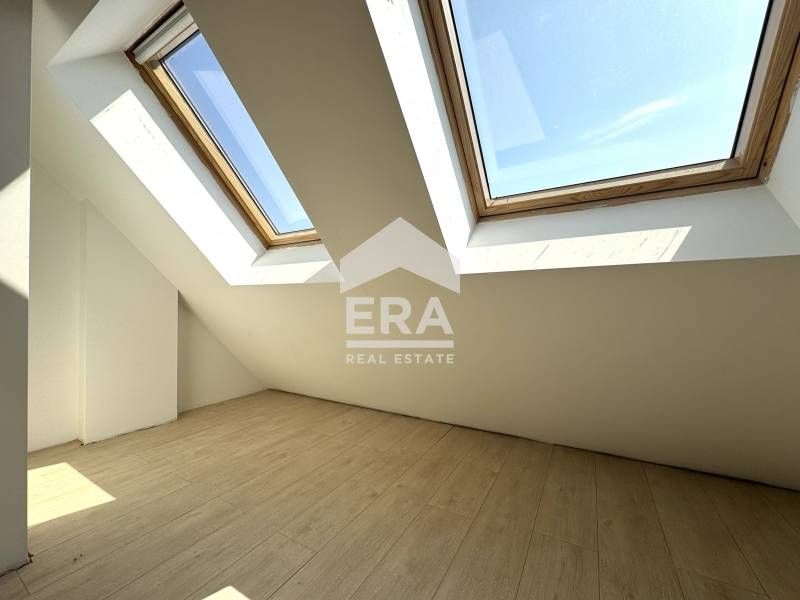 Продава се Тристаен апартамент в Варна, Победа - 114 кв.м за 1711 €/кв.м - Снимка #6