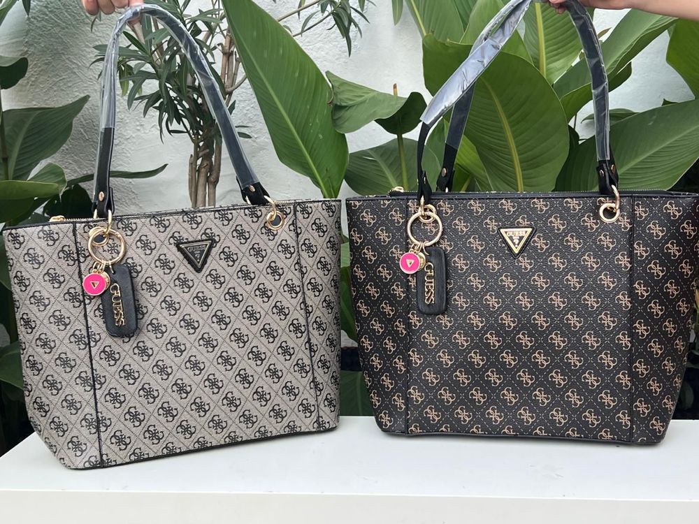 Geanta - Guess  // Michael Kors