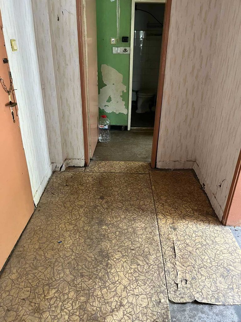 Продава се Тристаен апартамент в Димитровград - 68 кв.м за 458 €/кв.м - Снимка #4